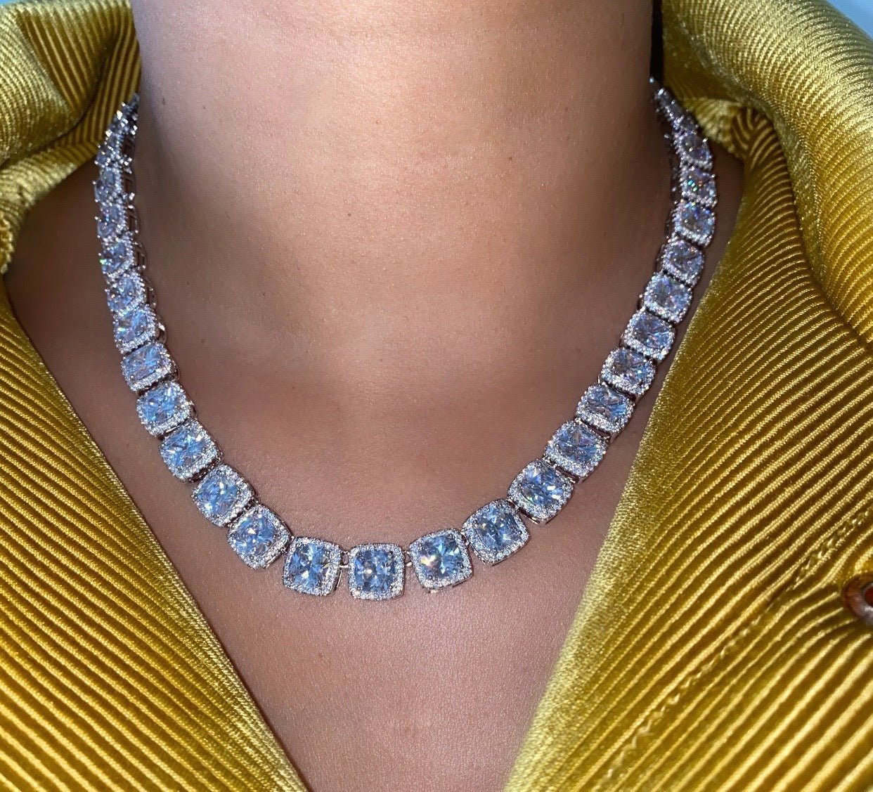 Polished gold chain necklace, illustrating gold jewelry categories