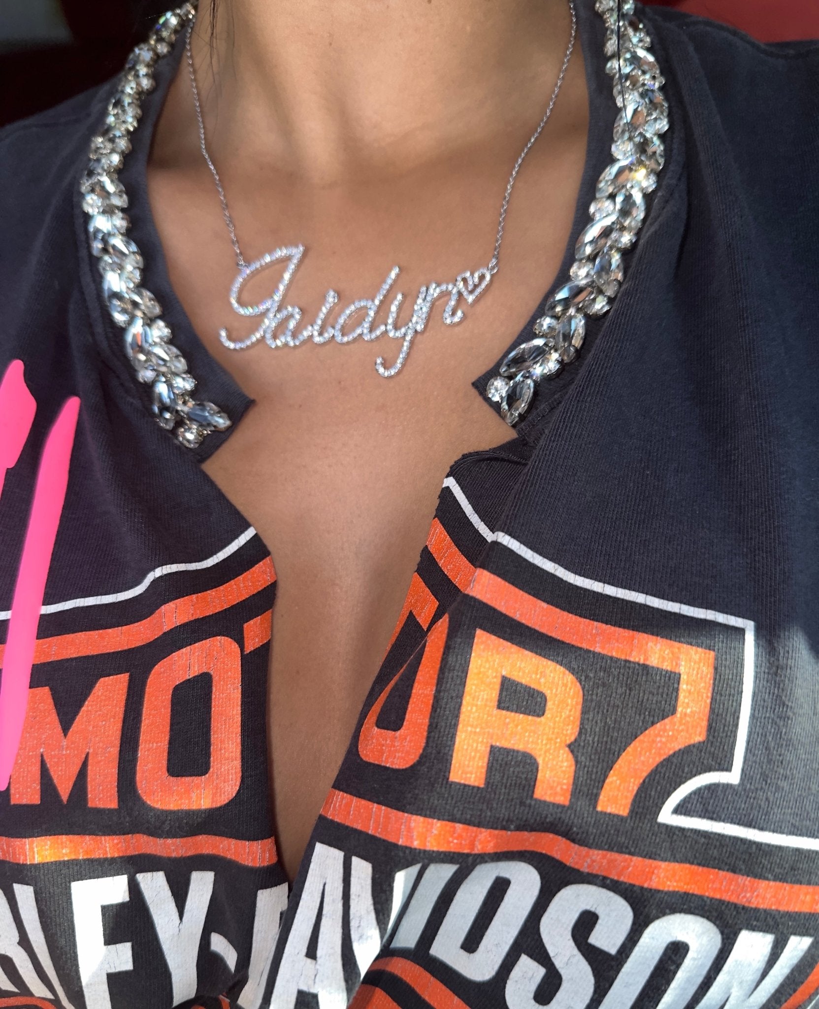 Fancy Cursive Custom Name necklace personalized in elegant cursive script in gold or silver — CharmBox custom necklace