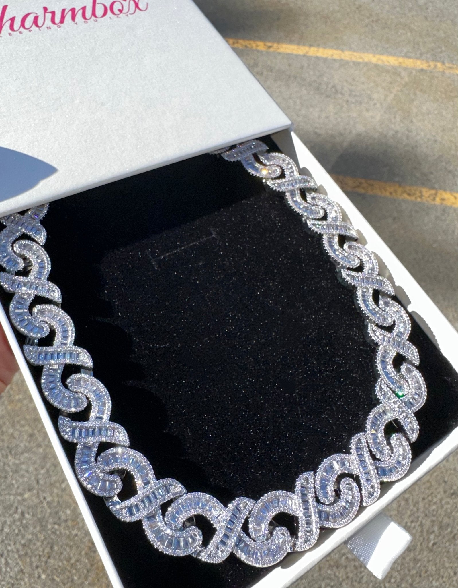 Infinity Link Chain