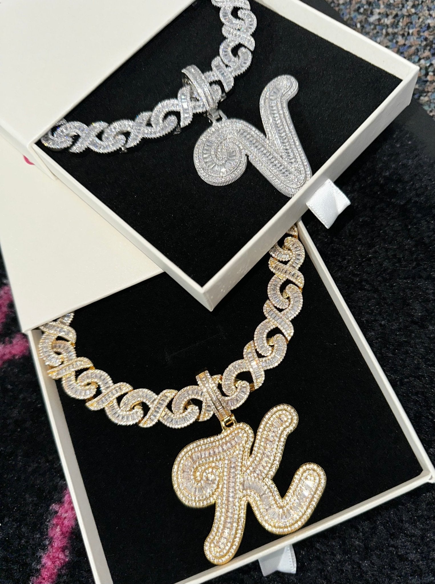Boss Don Pendant – additional product detail