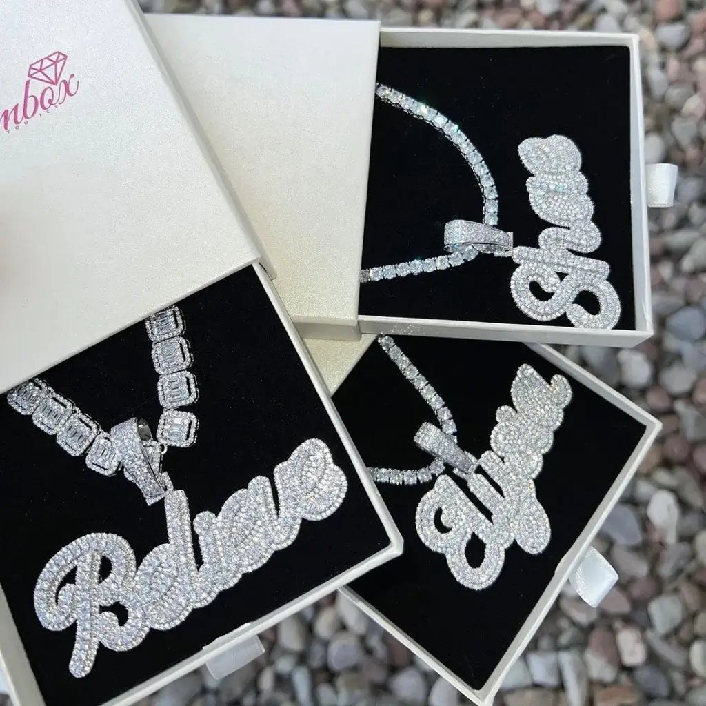 Glacier Custom Name – close-up detail
