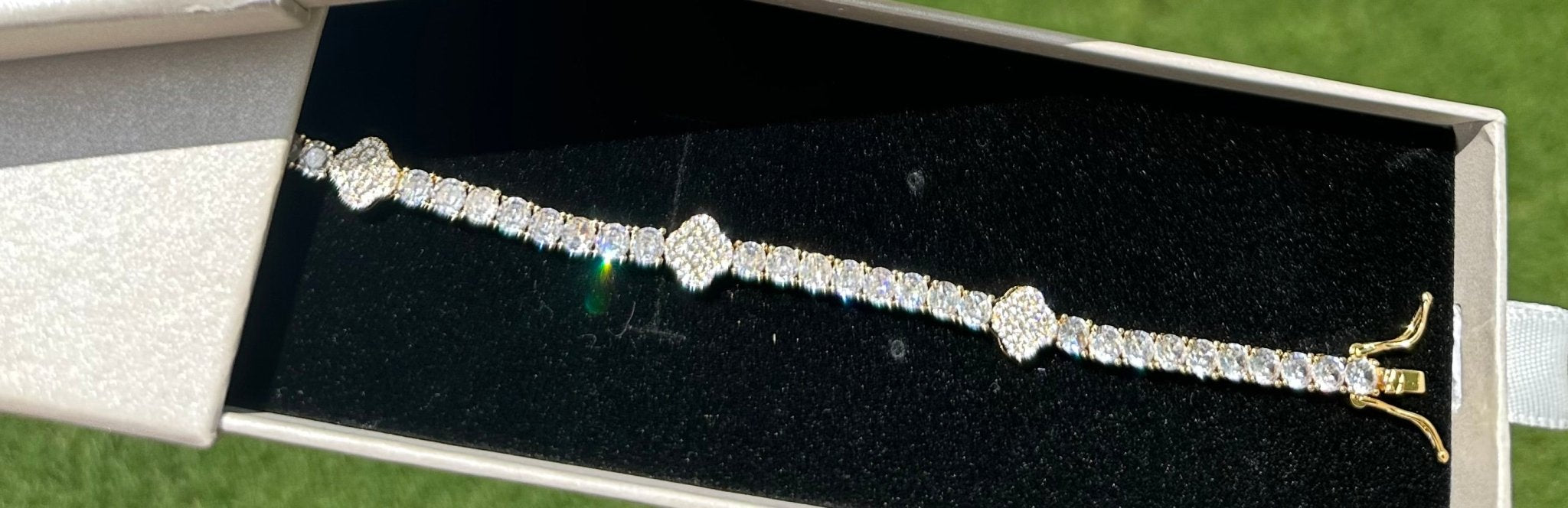 Clover Tennis Bracelet – styled view
