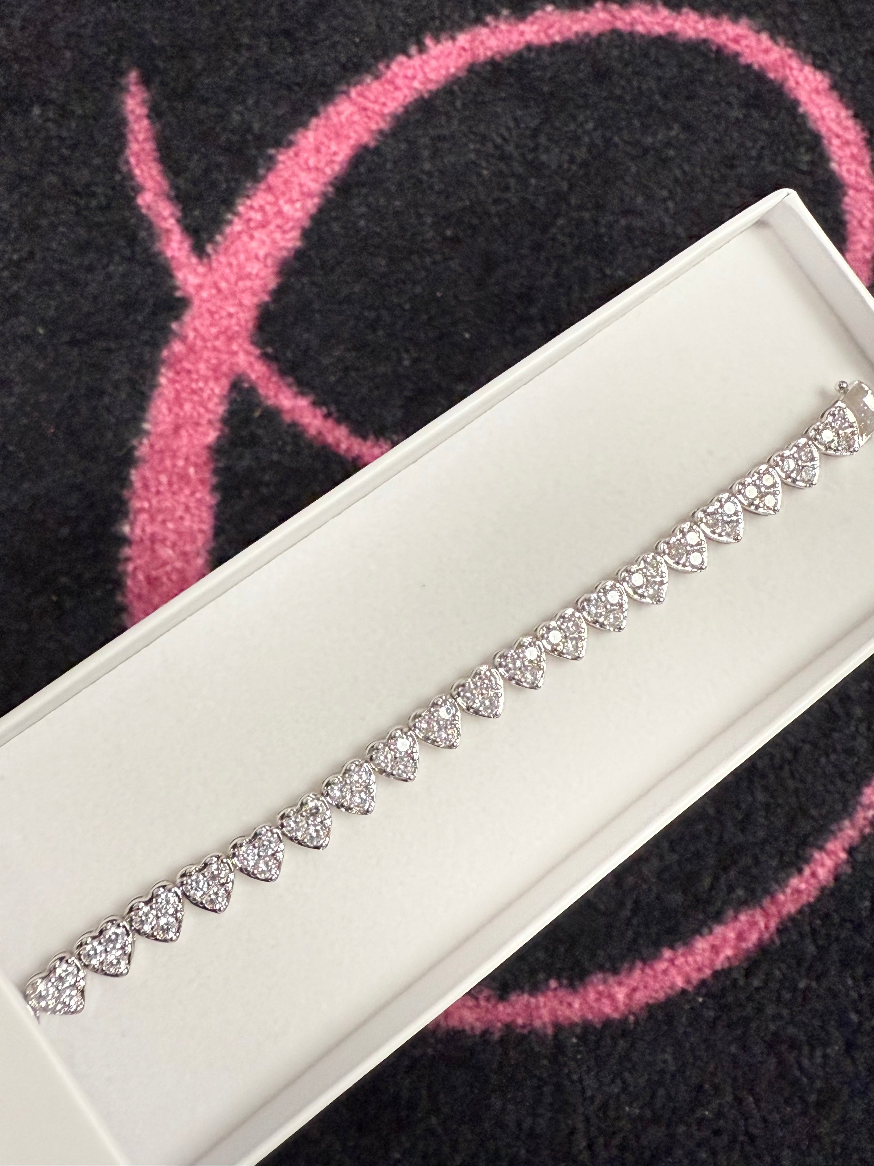 3 Stone Heart Cut Bracelet — clustered three-stone heart pattern on 7.25-inch bracelet in silver or gold — CharmBox 3 stone heart bracelet