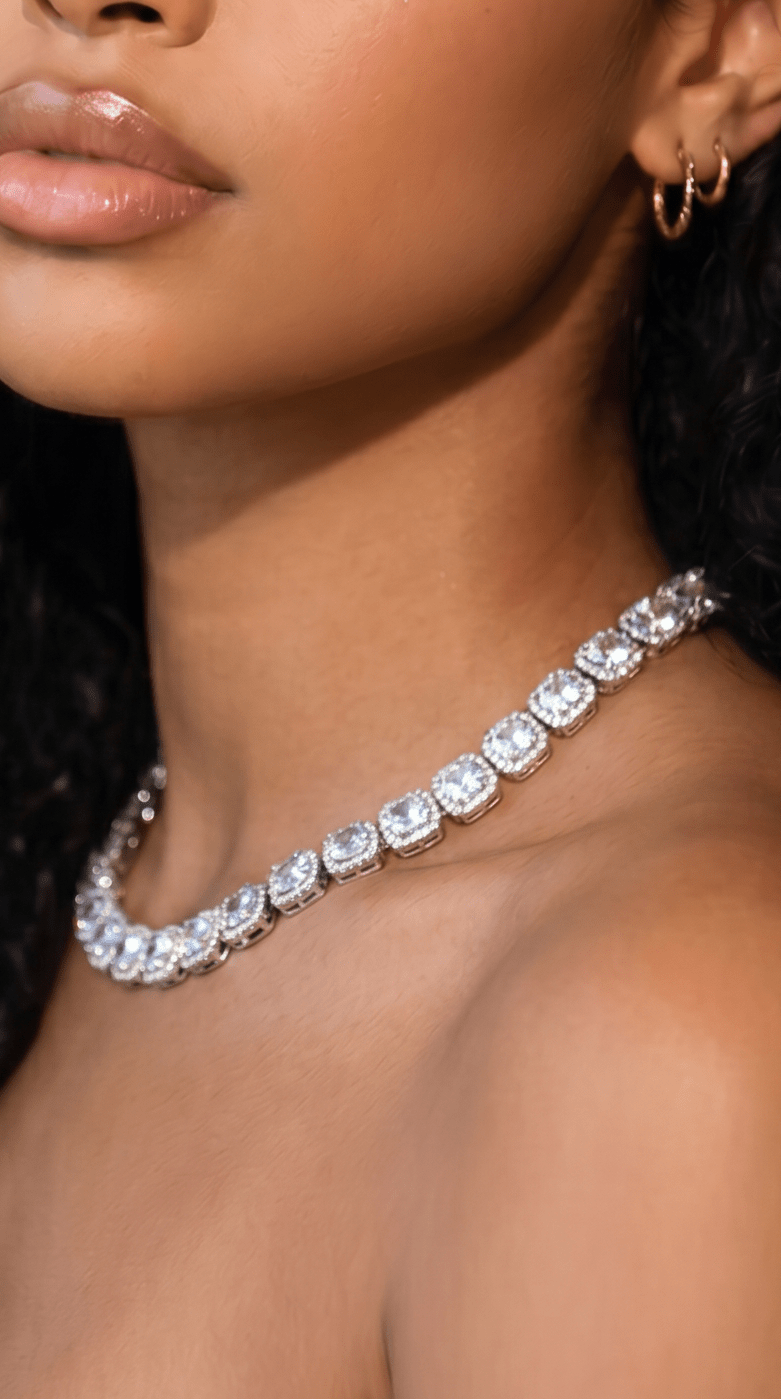 Royale Necklace