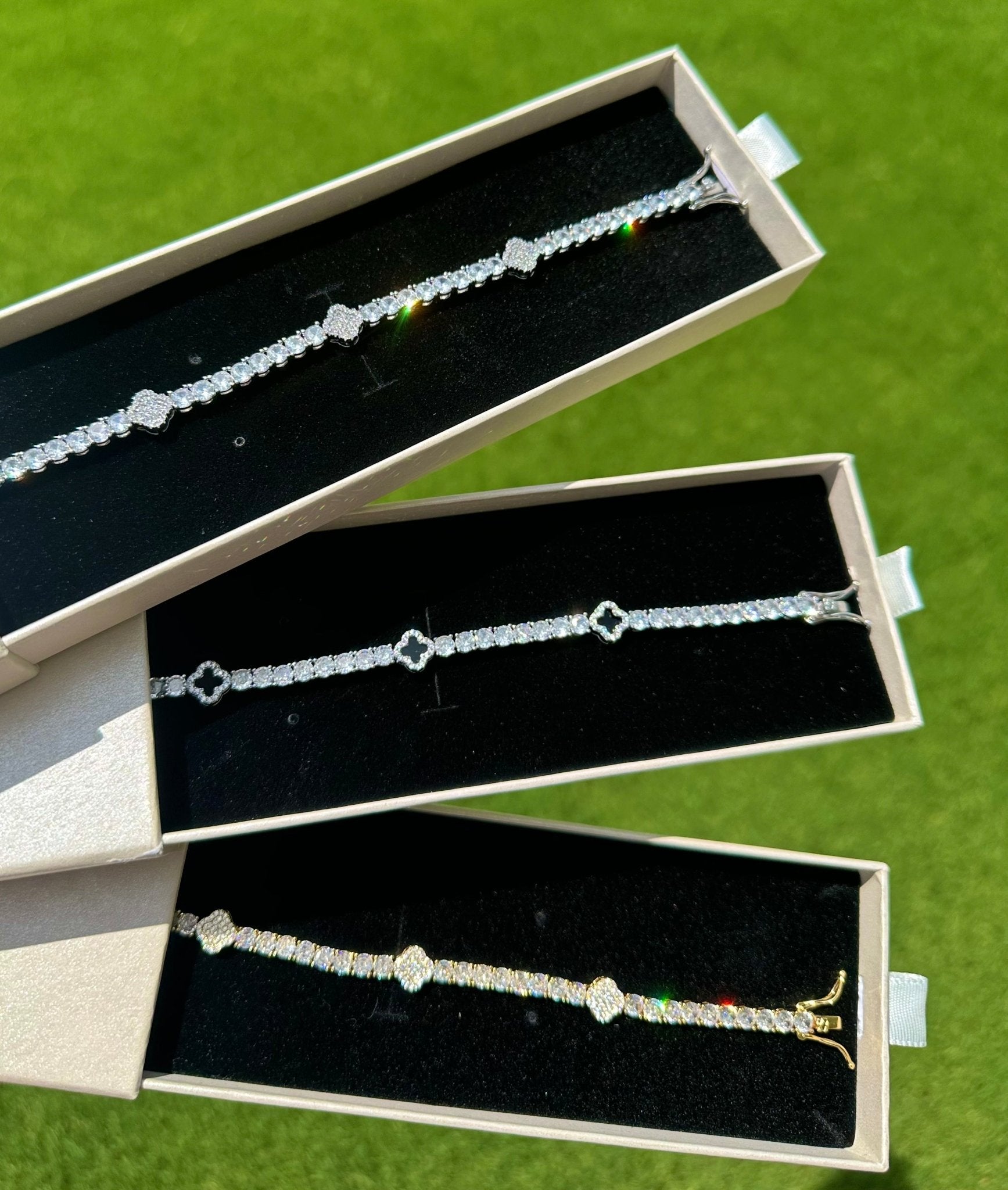 Clover Tennis Bracelet – alternate angle