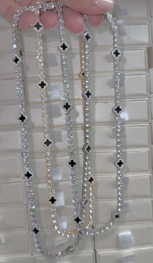 Clover Tennis Necklace – alternate angle