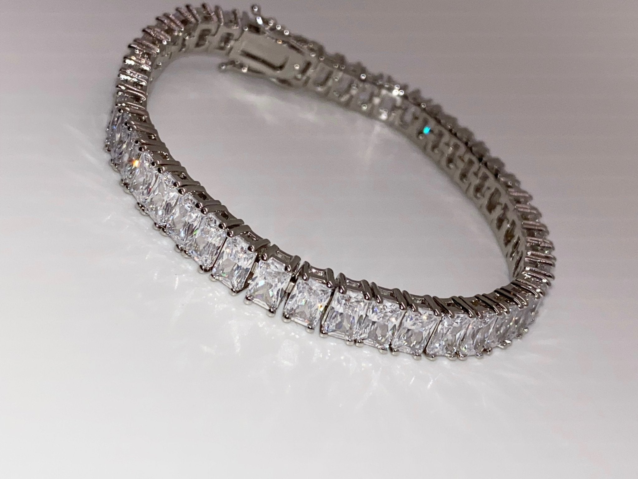 Baguette Tennis Bracelet – close-up detail