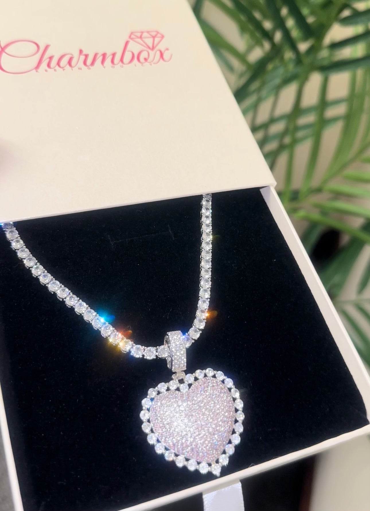 Amore Pendant – additional product detail 3